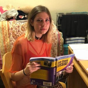 Meet your Posher, Elise